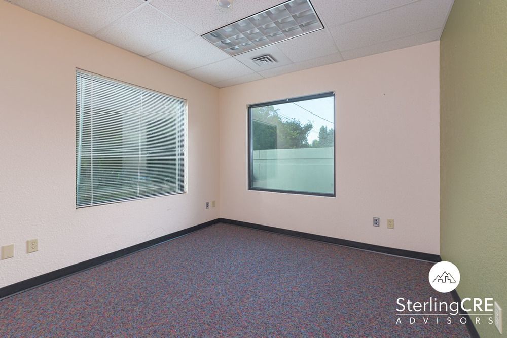 Office/Medical/Retail Suite on the Corner of Reserve and 3rd St: 515 S Reserve St Ste 3, Missoula, MT 59801